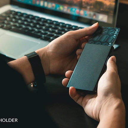 2022 New Card Wallet for Men Credit Card Holder RFID Blocking Pop Up Card Holder Women Minimalist Aluminum Smart Wallet