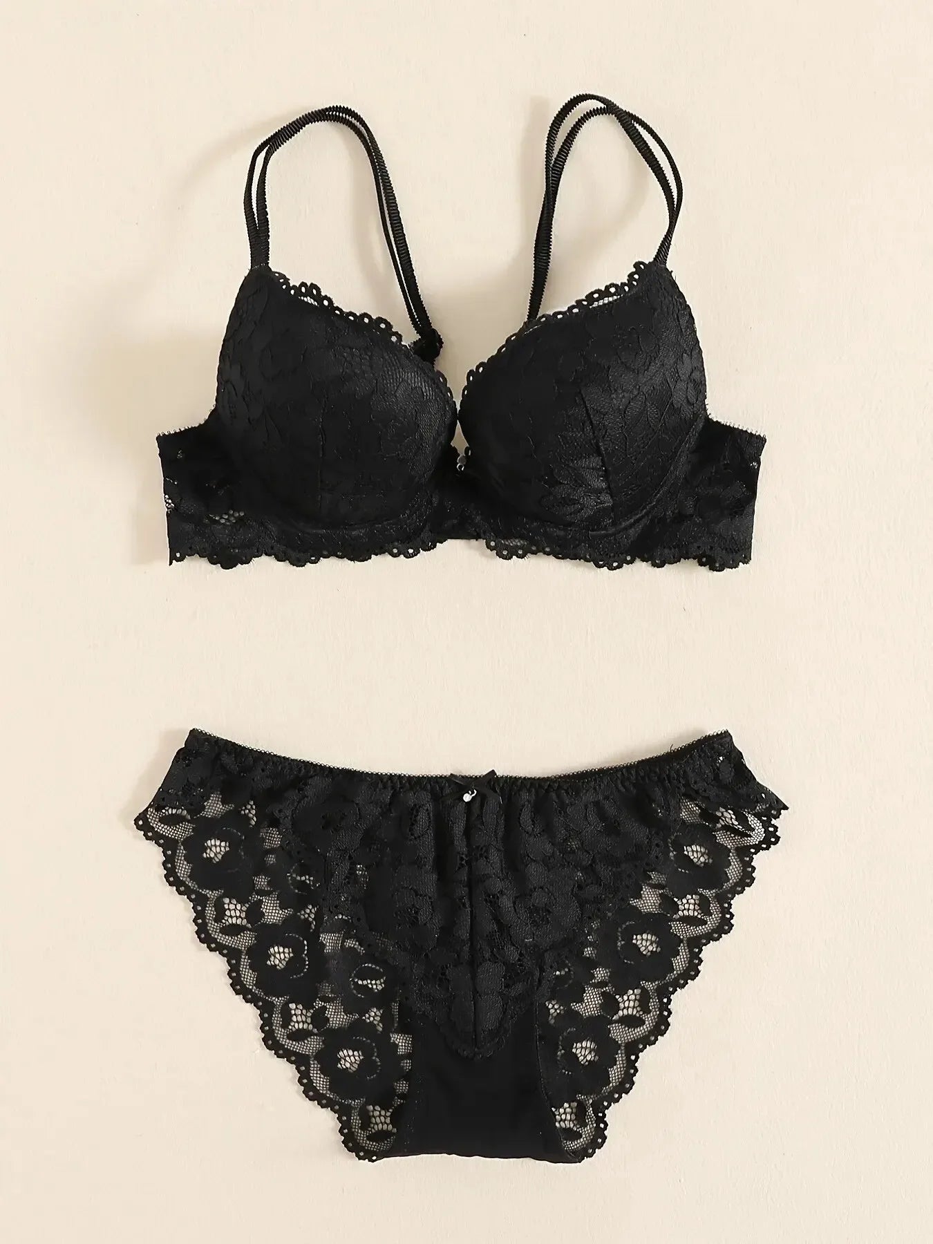 1 Set Elegant Erotic Lace Embroidery Breathable Fabric Lingeries : Push-Up Bra, Low Waist Sheer Panty - Ultimate Valentine's Day