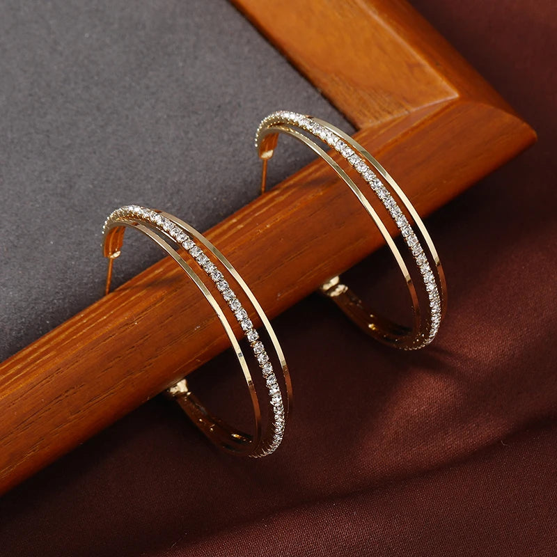 2pcs popular new product temperament three ring metal wind earrings with diamond studded metal fashionable versatile earrings