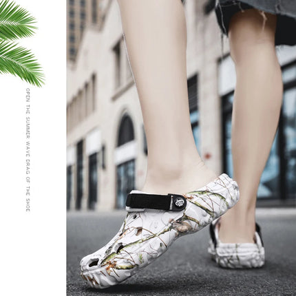 2024 Summer Men's Sandals New Home Garden Shoes Comfortable and Lightweight Men Slippers Non-Slip Soft Bottom Flip Flop Sandals