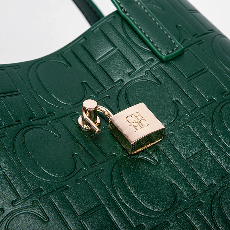 Classic Style Fashion Retro Craft New 2024 Women'S Handbag Letter Printed Metal Accessories Large Capacity Solid Color