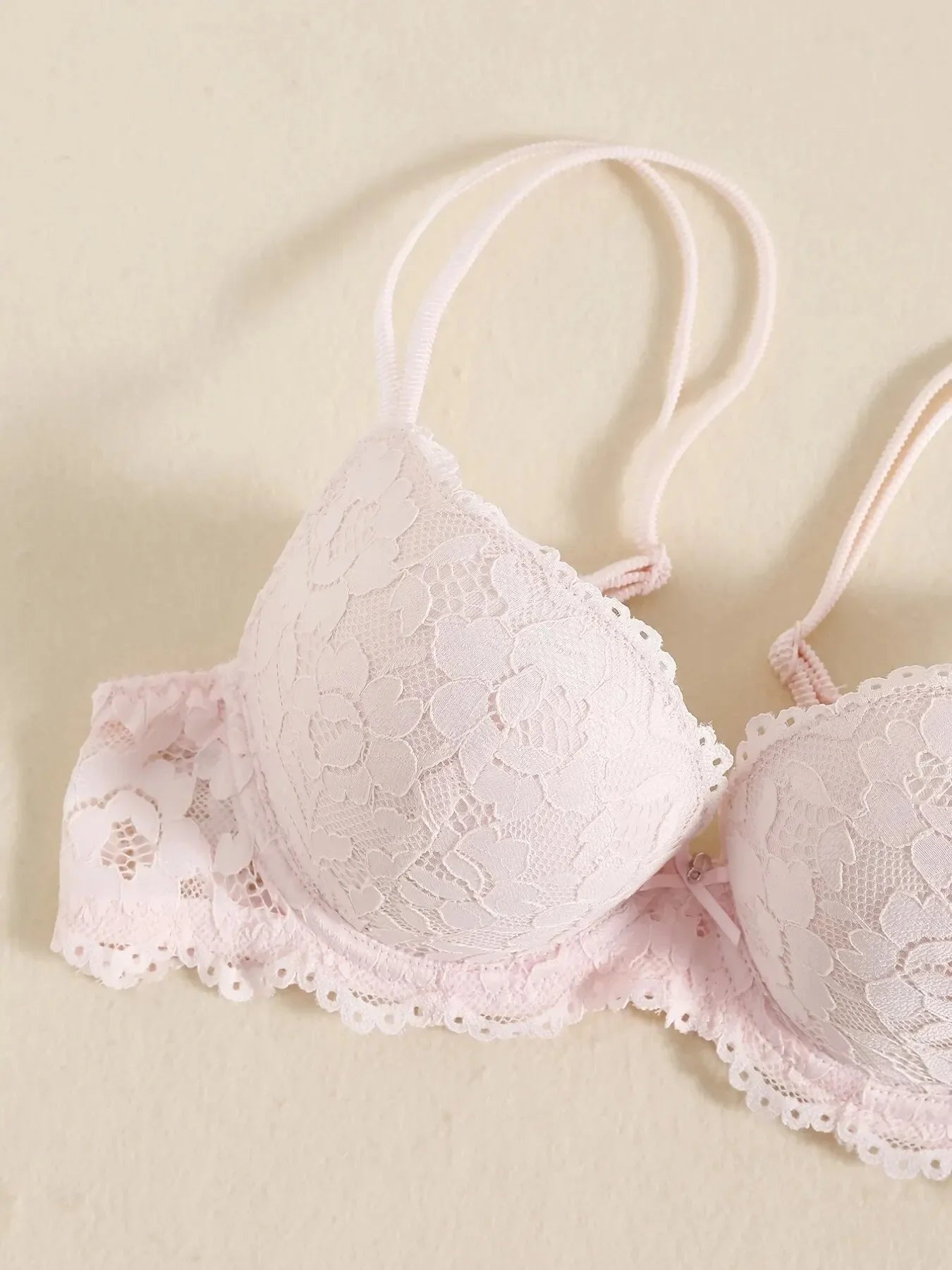 1 Set Elegant Erotic Lace Embroidery Breathable Fabric Lingeries : Push-Up Bra, Low Waist Sheer Panty - Ultimate Valentine's Day