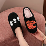 A Pair of Black Halloween Horror Atmosphere Pumpkin Ghost Pattern Embroidered Plush Home Thick-Soled Comfortable Fur Slippers Personalized Warm Non-Slip Indoor Slippers Autumn and Winter Gifts for Men and Women to Wear