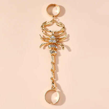 Fashionable and exaggerated, cool and indifferent Scorpion studded with diamonds, punk hip-hop, ins style alloy ring and ring