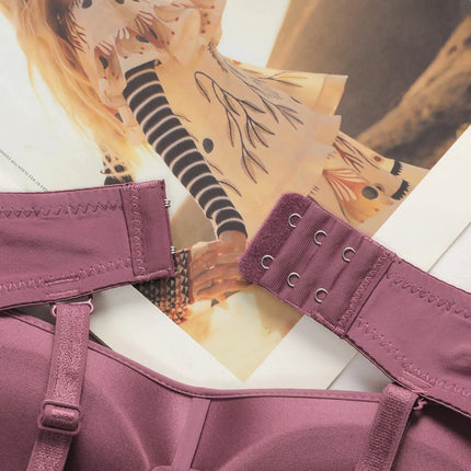 High Quality Hot Selling Sexy Women's Wireless Two-piece Butterfly Solid Color Underwear Women's Lace Underwear Set B2046