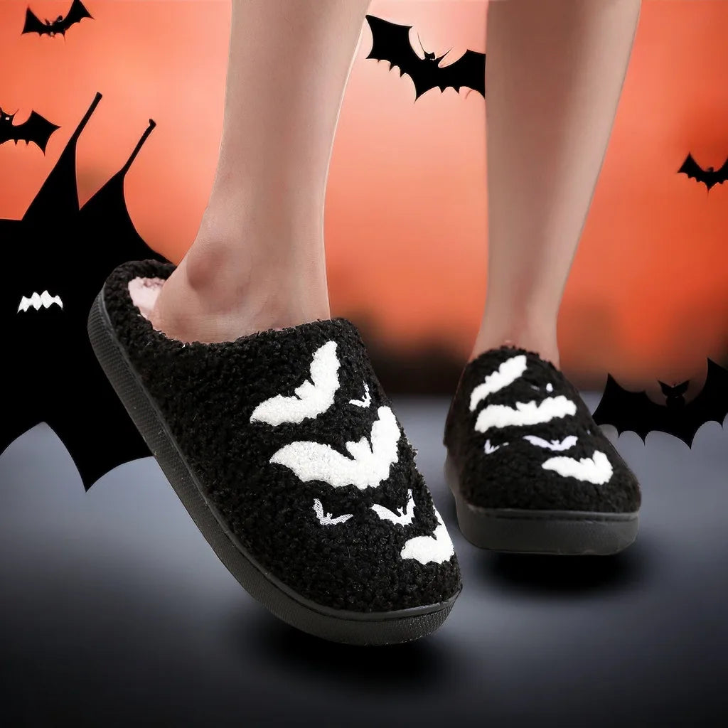 Halloween Bat Pattern Embroidered Plush Home Thick-Soled Comfortable Woolen Cotton Slippers Personalized Warm Non-Slip Indoor Slippers for Men and Women Can Wear Holiday Gifts