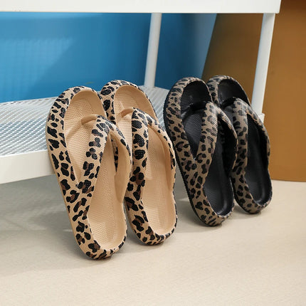 Summer Women Comfort Flip-Flop Leopard Soft Thick-Soled Cloud Slippers Travel Vacation Beach Shoes New Women Sandals