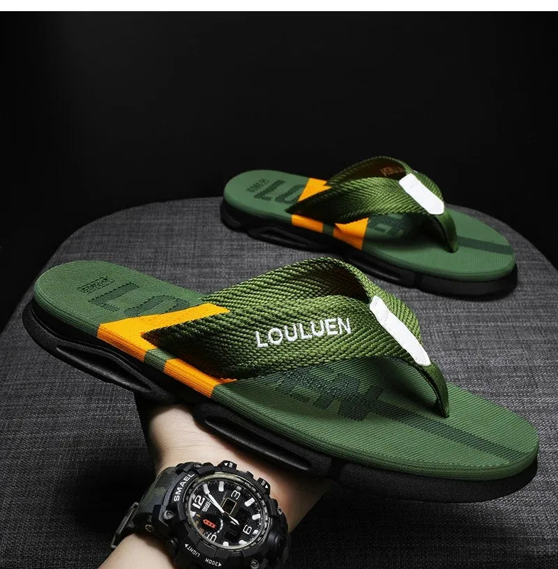 High Quality Fashion Men Flip Flops Summer Beach Flip Flops Men Casual Breathable Antiskid Beach Slippers Men Summer Outdoor