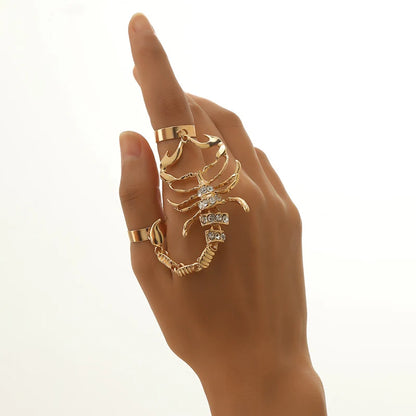 Fashionable and exaggerated, cool and indifferent Scorpion studded with diamonds, punk hip-hop, ins style alloy ring and ring