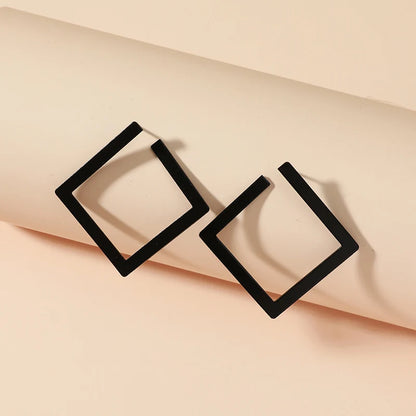 European and American fashion new environmentally friendly personality temperament cool style earrings exaggerated niche design
