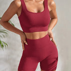 Red / M