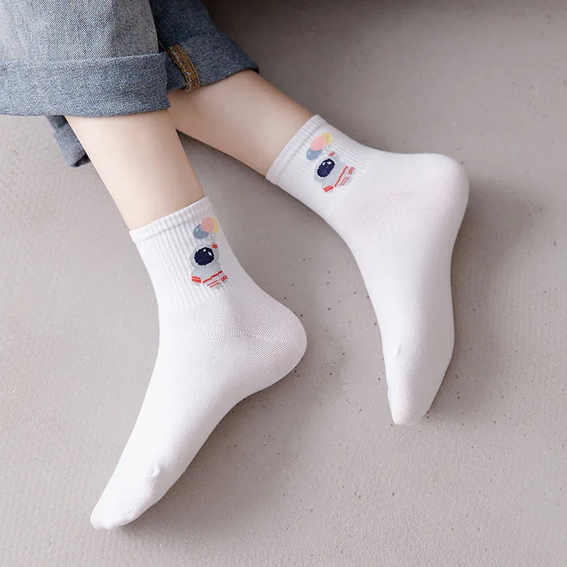 New Socks Women's Korean Version In The Tube Wild Cute Japanese Student Women's Socks Autumn And Winter Rainbow Socks