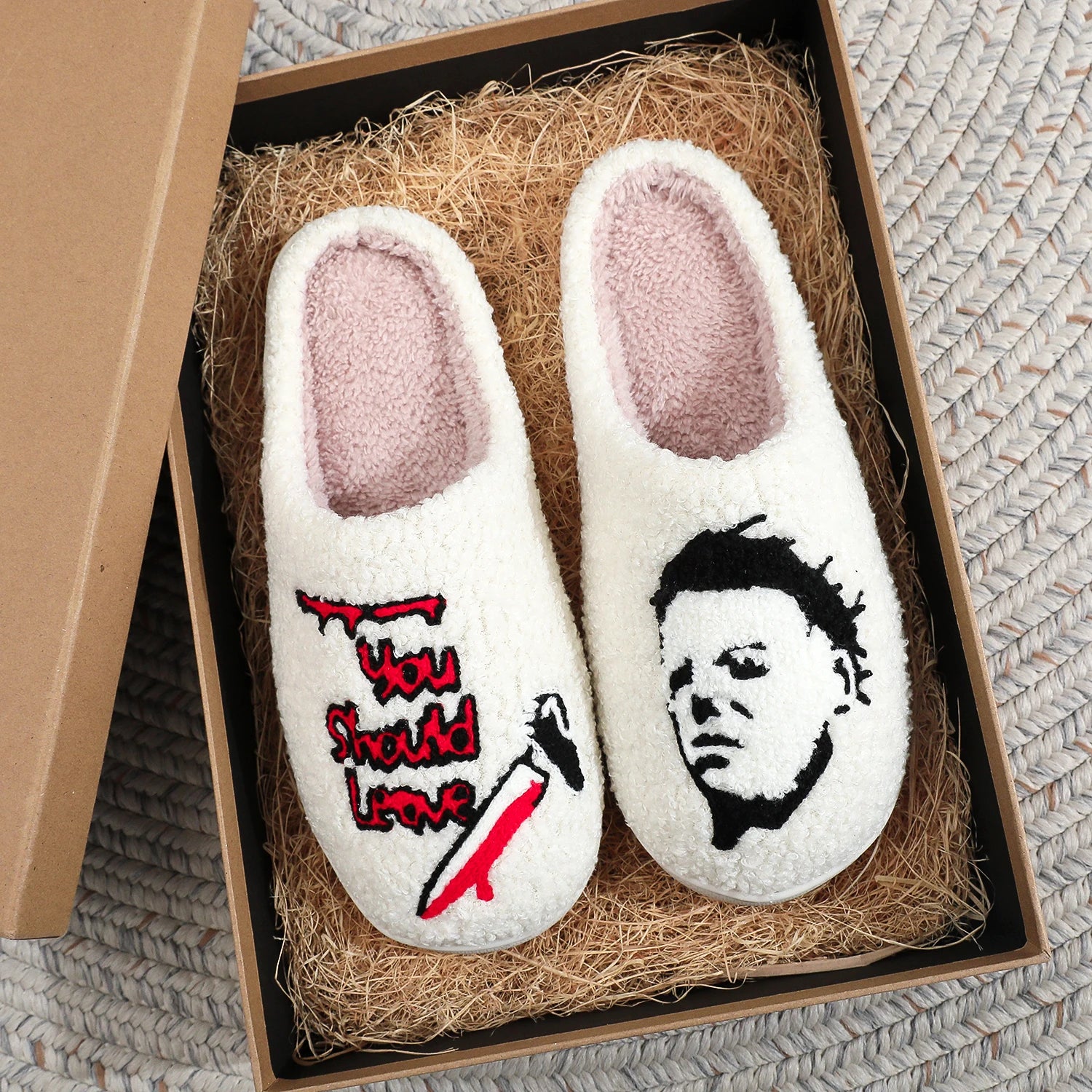 Horror Thriller Movie Michael Myers Halloween Embroidered Stuffed Home Thick-Soled Plaid Stuffed Cotton Slippers Cute Warm Anti-Slip Indoor Slippers for Gifts