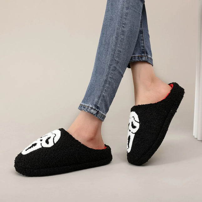 A Pair of Black Skull Horror Embroider Pattern Plush Home Soft-Soled Comfortable Furry Slippers Cute Warm Non-Slip Indoor Slippers for Men and Women Can Wear Lightweight Silent Comfortable Shoes, the First Choice for Hallowee