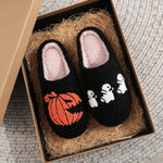 A Pair of Black Halloween Horror Atmosphere Pumpkin Ghost Pattern Embroidered Plush Home Thick-Soled Comfortable Fur Slippers Personalized Warm Non-Slip Indoor Slippers Autumn and Winter Gifts for Men and Women to Wear
