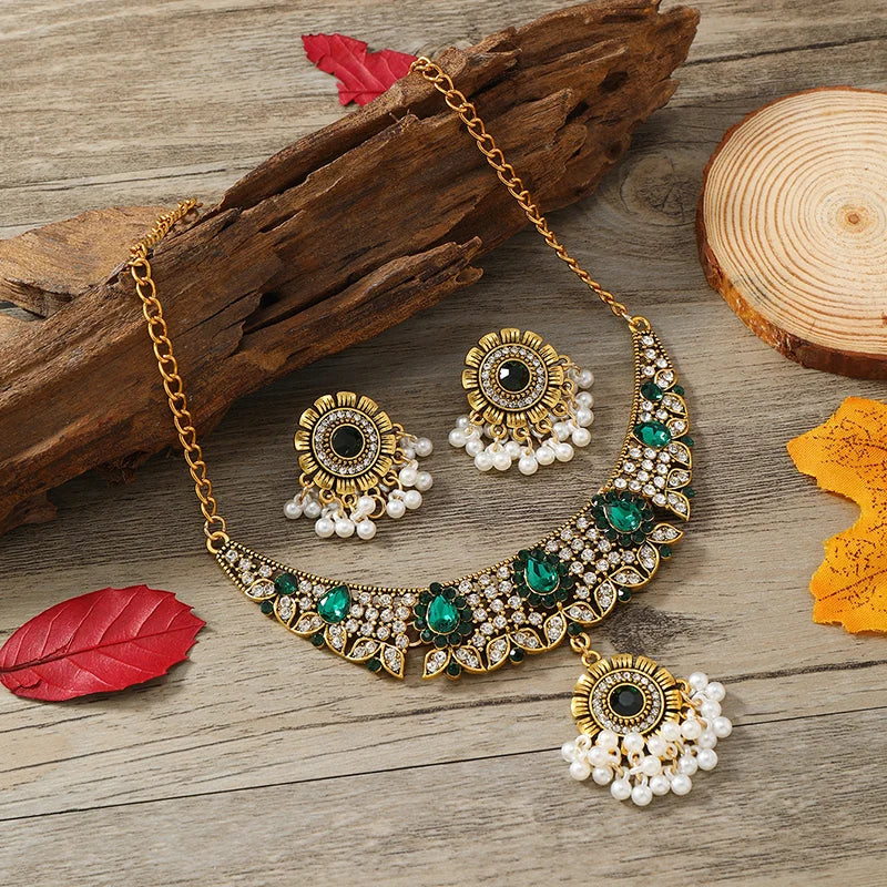 European and American retro tassel gemstone ethnic style crystal necklace earring set chain for women's light luxury travel phot
