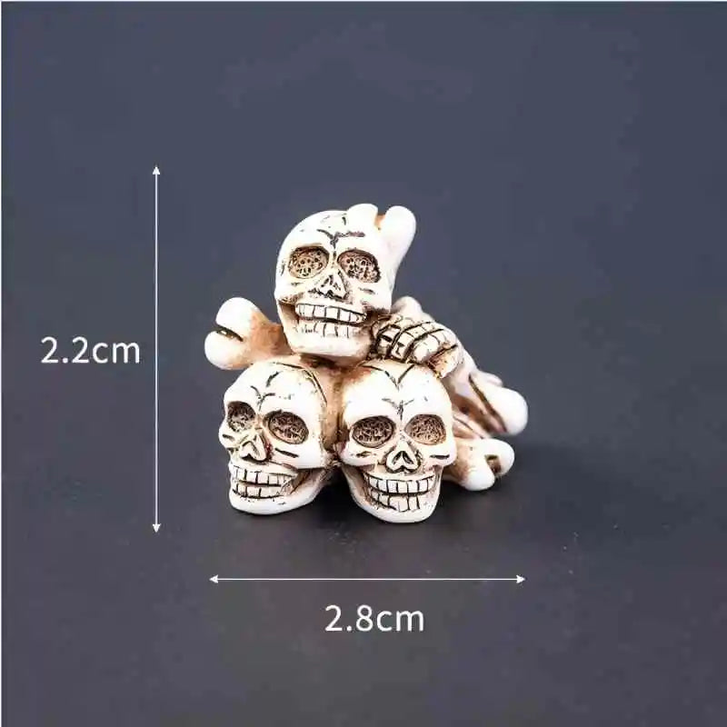 Halloween Decoration Maple Leave Ghost Desktop Ornaments Mini Skull Luminous Horror Eyeball Halloween Party Favors Home Decor
