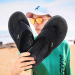 New Summer Fashion Mens Light Slippers Casual Breathable Indoor and Outdoor Slippers