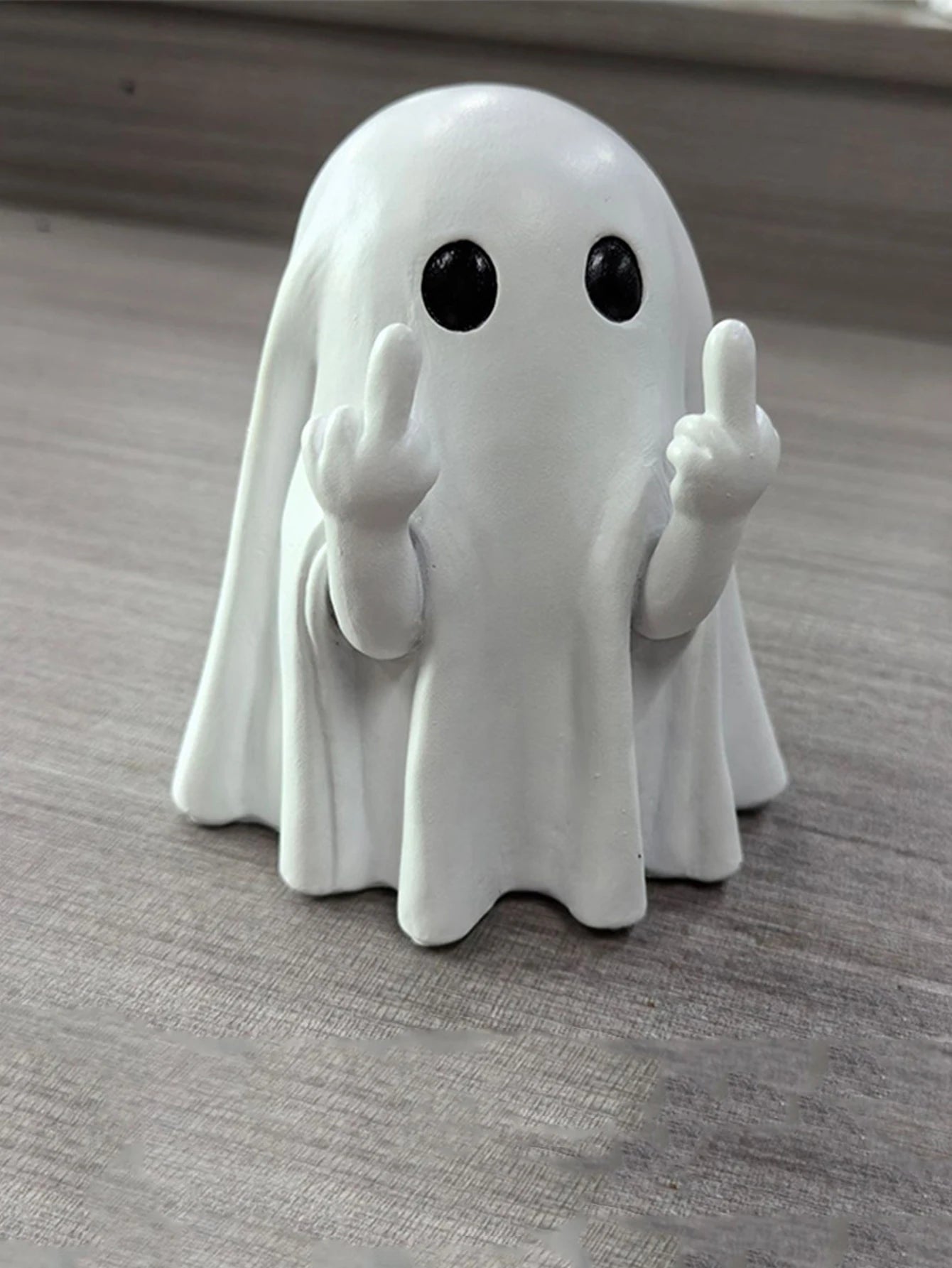 Middle Finger Cute Ghost Statue, Ghosts Small Scary Ghost Figurines, Halloween Home Decorations, Coffee Table Centerpieces Shelf