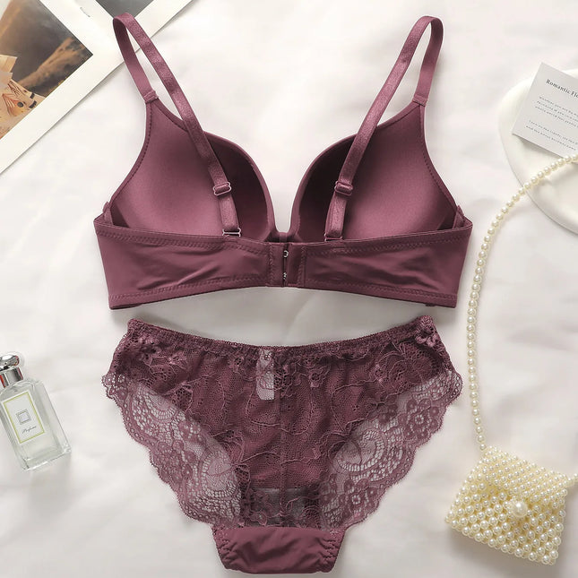 High Quality Hot Selling Sexy Women's Wireless Two-piece Butterfly Solid Color Underwear Women's Lace Underwear Set B2046