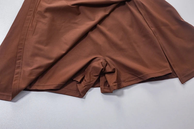 QINACTIVE Women's sports beautiful back dress Removable chest cushion cushion breathable outdoor yoga tennis skirt