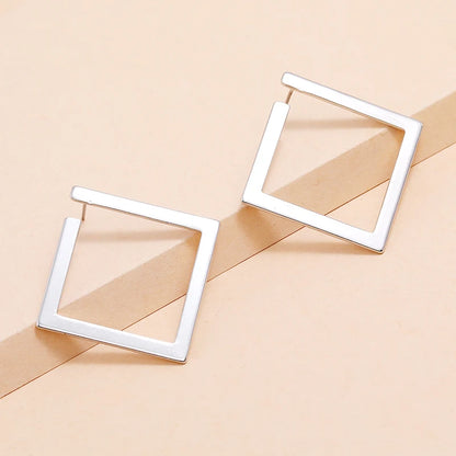 European and American fashion new environmentally friendly personality temperament cool style earrings exaggerated niche design